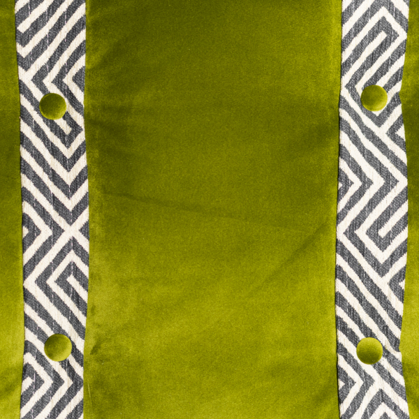 Coppia di poltrone con cuscino in velluto verde anni ’70 Vintage
