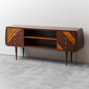 Sideboard vintage in legno con dettagli in ottone anni '60 modernariato