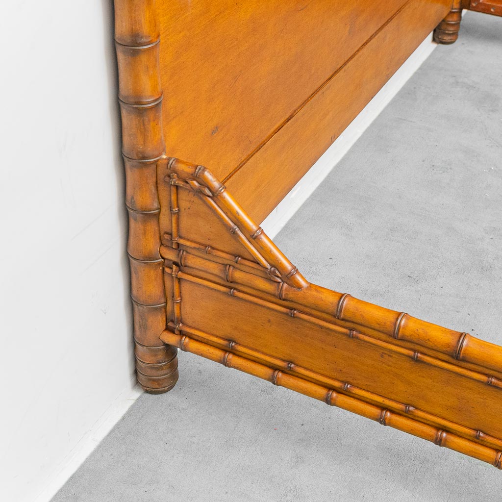 Letto matrimoniale vintage in legno stile bamboo – struttura letto design italiano anni ’40