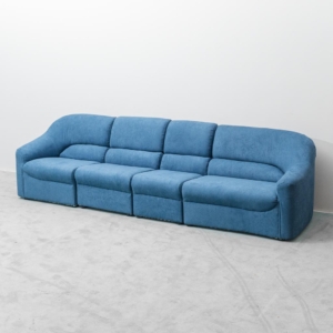 Divano 4 moduli blu anni ’70 – design italiano vintage modernariato