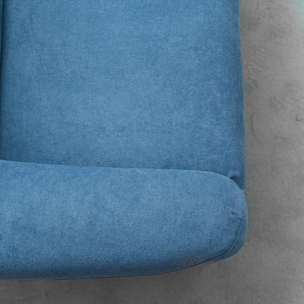 Divano 4 moduli blu anni ’70 – design italiano vintage modernariato