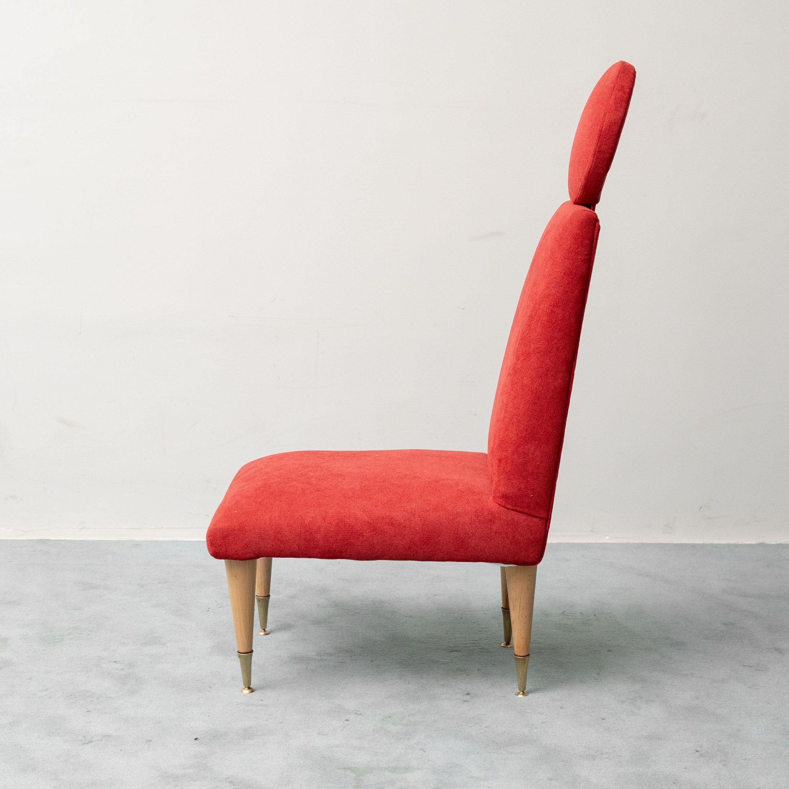 Sedia Vintage a Schienale Alto in Velluto Rosso Design Anni ’60 modernariato