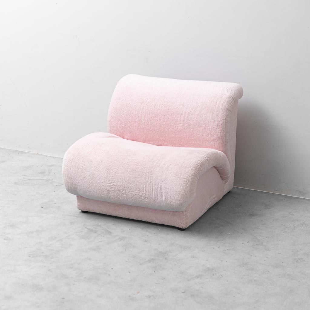 Poltrona Doimo Salotti anni '70 in tessuto spugna rosa – Design Vintage Italiano