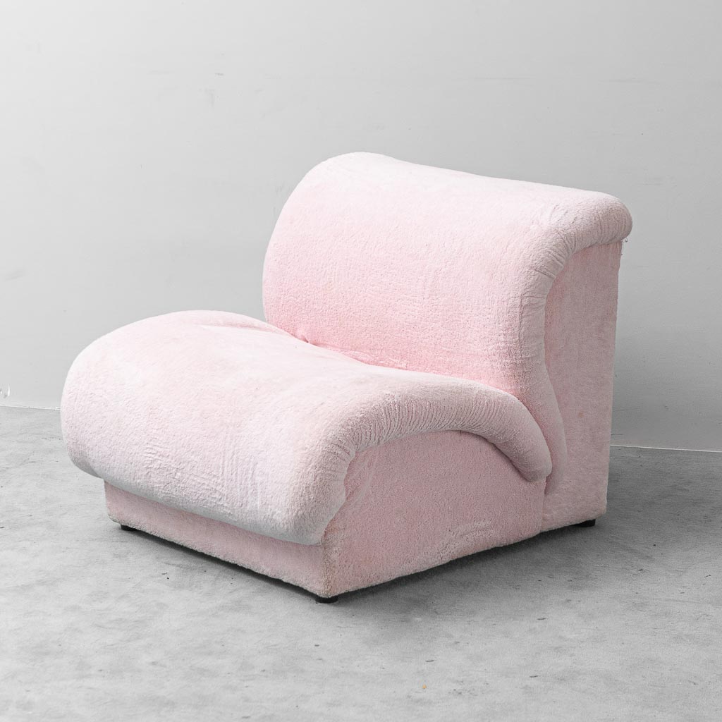 Poltrona Doimo Salotti anni '70 in tessuto spugna rosa – Design Vintage Italiano