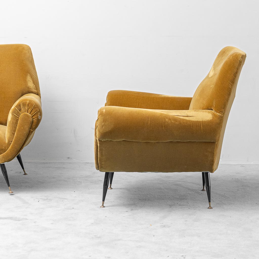 Coppia di poltrone vintage in velluto stile Gigi Radice – Design Italiano anni '50