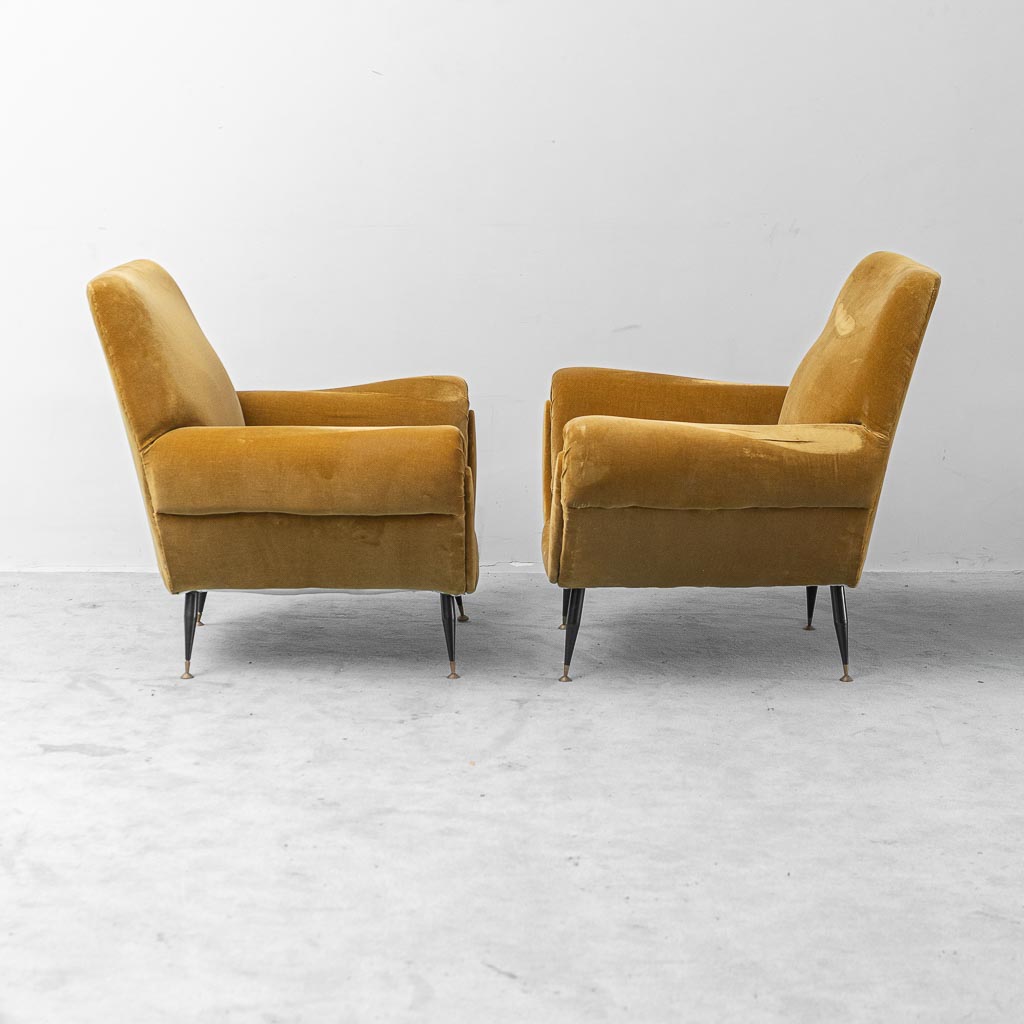 Coppia di poltrone vintage in velluto stile Gigi Radice – Design Italiano anni '50