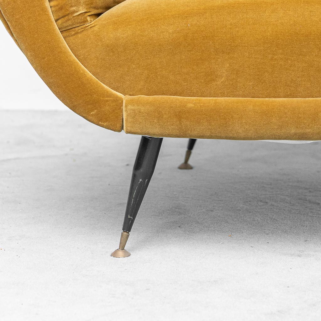 Coppia di poltrone vintage in velluto stile Gigi Radice – Design Italiano anni '50