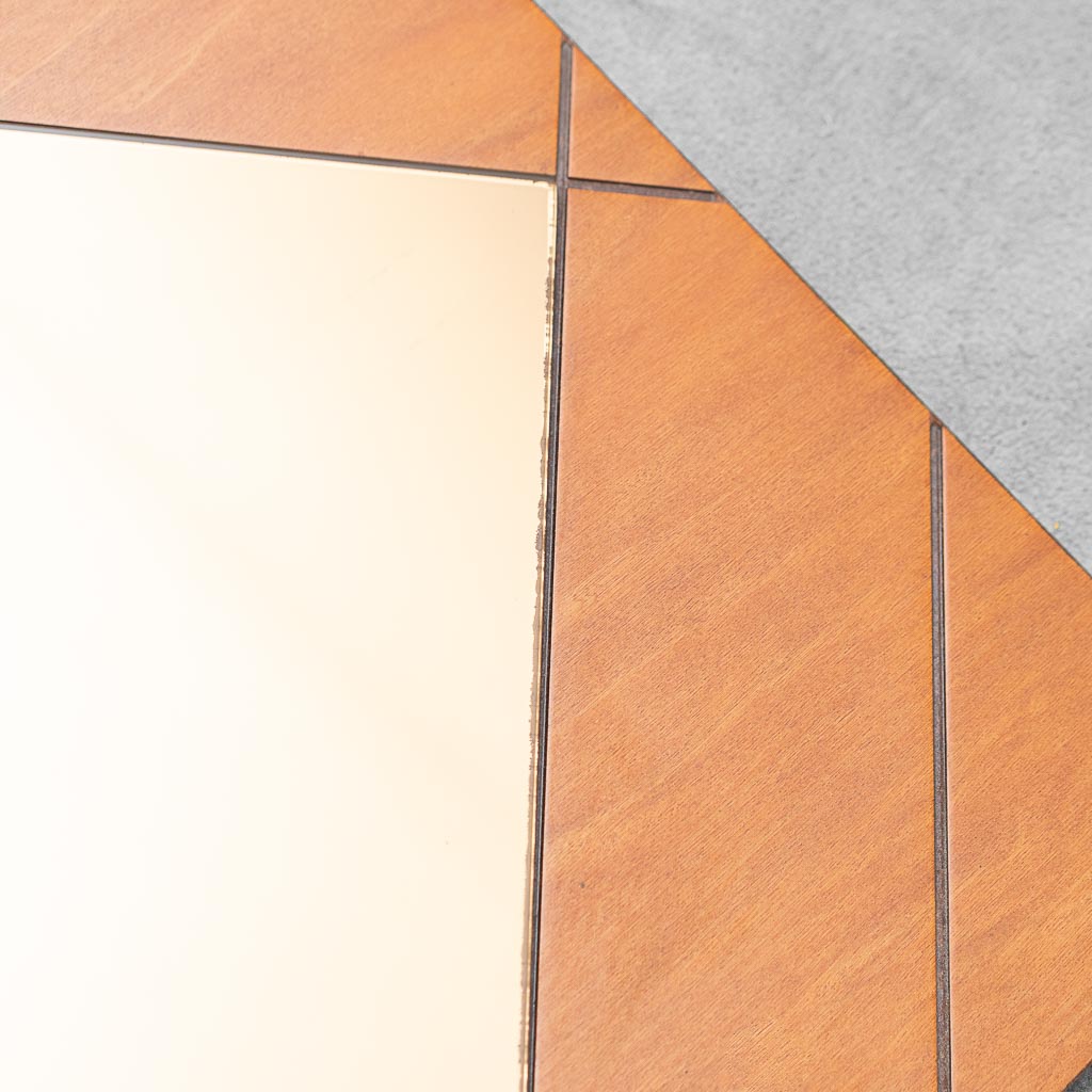 Specchio vintage con vetro fumé oro e cornice in legno – Design italiano anni '70