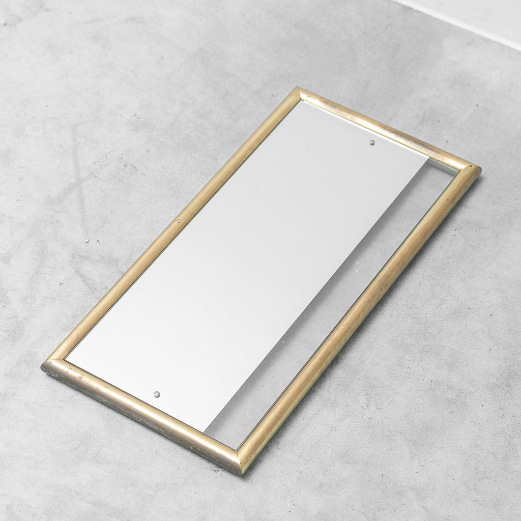 Specchio vintage con cornice in ottone e inserto in vetro trasparente – Design italiano anni '70