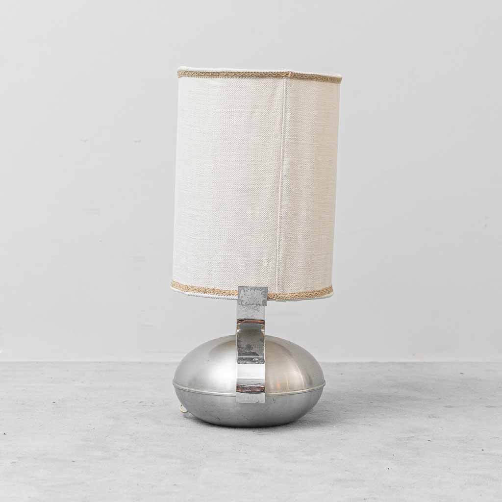 Lampada da tavolo vintage Space Age in metallo cromato – Anni ’70