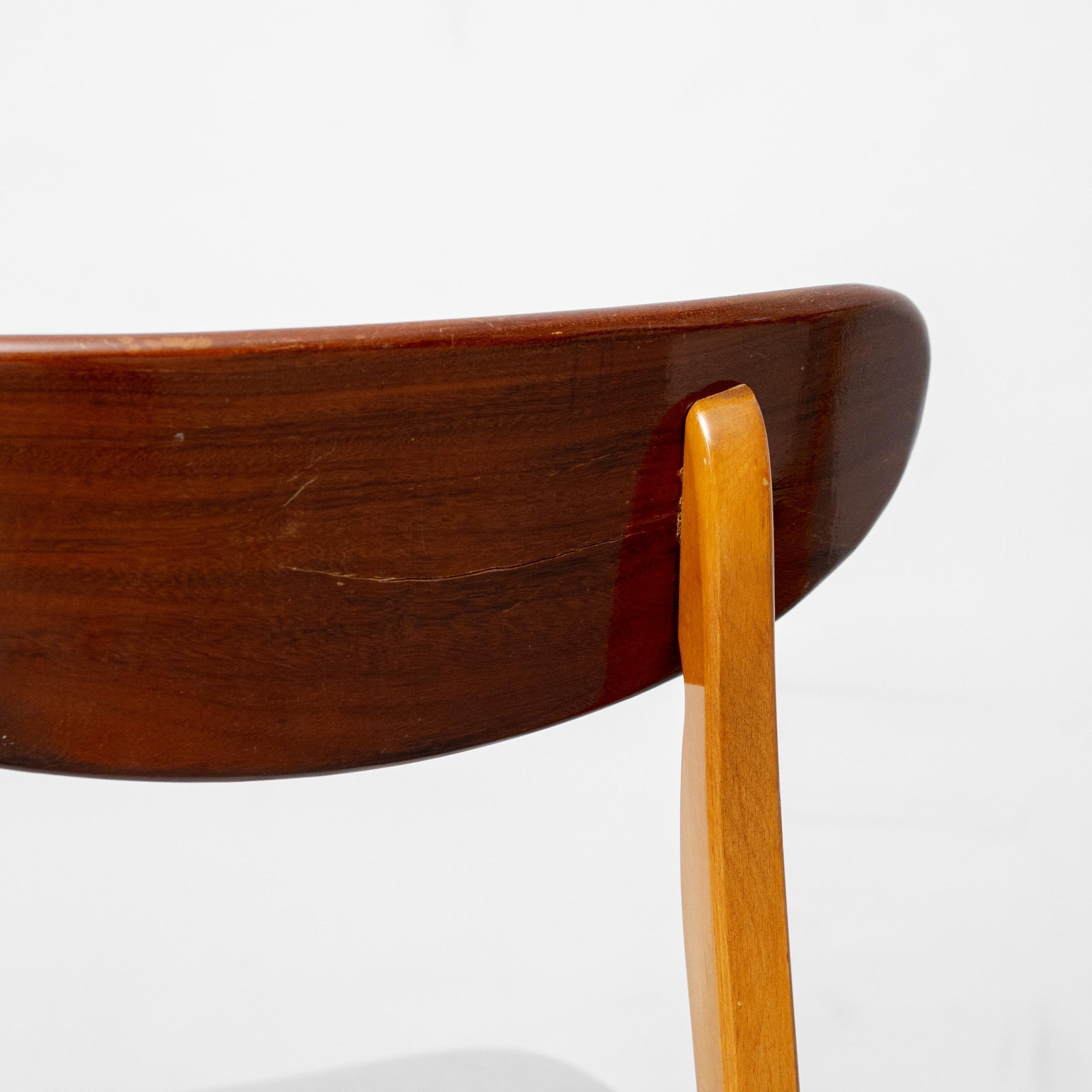 Set Tavolo da Pranzo Vintage con 6 Sedie in Legno Anni ’60 Modernariato