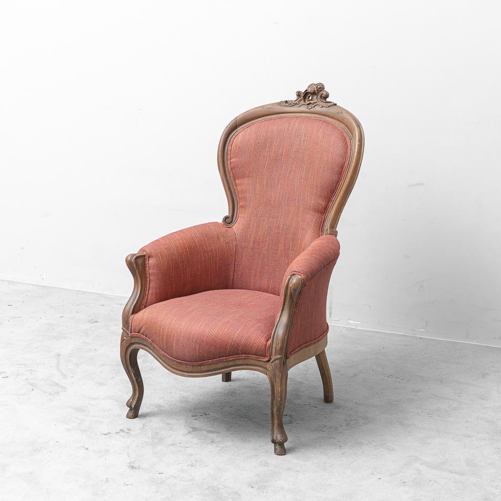 Coppia di Poltrone Vintage Classiche in Legno Intagliato in Tessuto anni '50