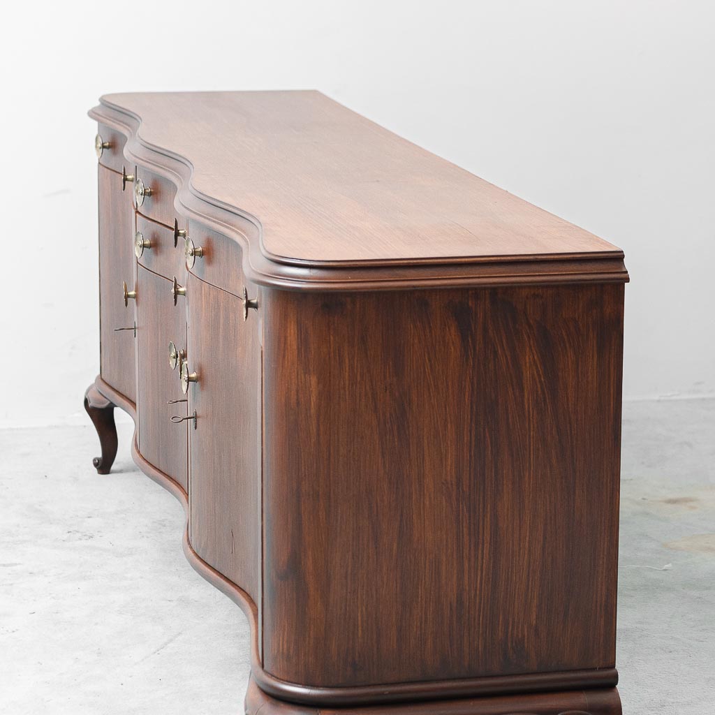 Credenza Vintage Restaurata in Legno con Ante e Cassetti anni '50