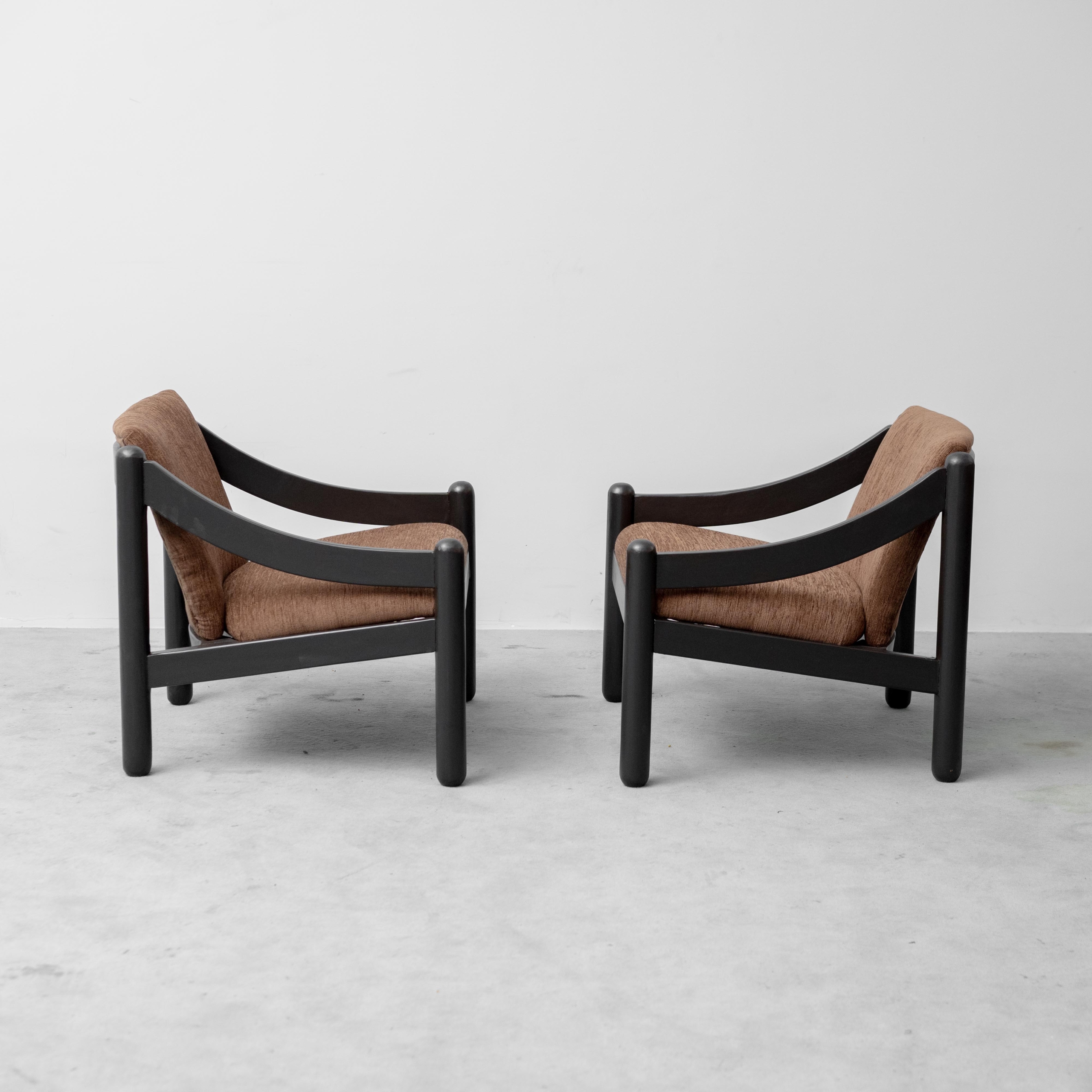 Coppia di poltrone vintage struttura in legno velluto a costine Anni ’70 modernariato